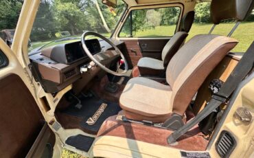 Volkswagen-vanagon-westfalia-1981-7