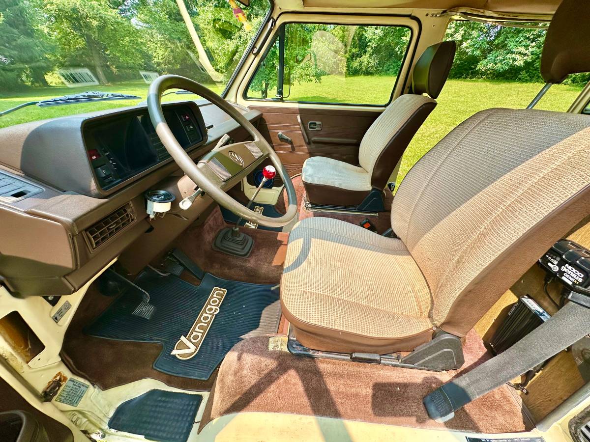 Volkswagen-vanagon-westfalia-1981-8