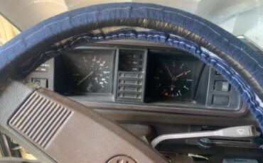 Volkswagen-vanagon-westfalia-1982-brown-6