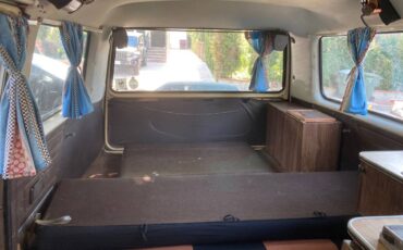 Volkswagen-vanagon-westfalia-1982-brown-9