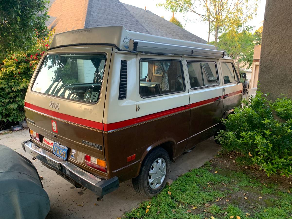 Volkswagen-vanagon-westfalia-1982-brown