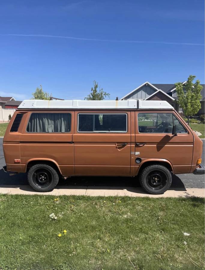 Volkswagen-vanagon-westfalia-1983-brown-3