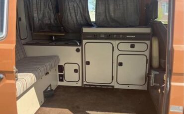 Volkswagen-vanagon-westfalia-1983-brown-6