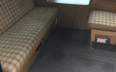 Volkswagen-vanagon-westfalia-1985-5