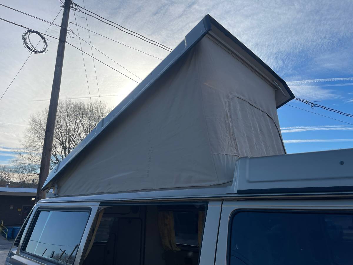 Volkswagen-vanagon-westfalia-1986-11