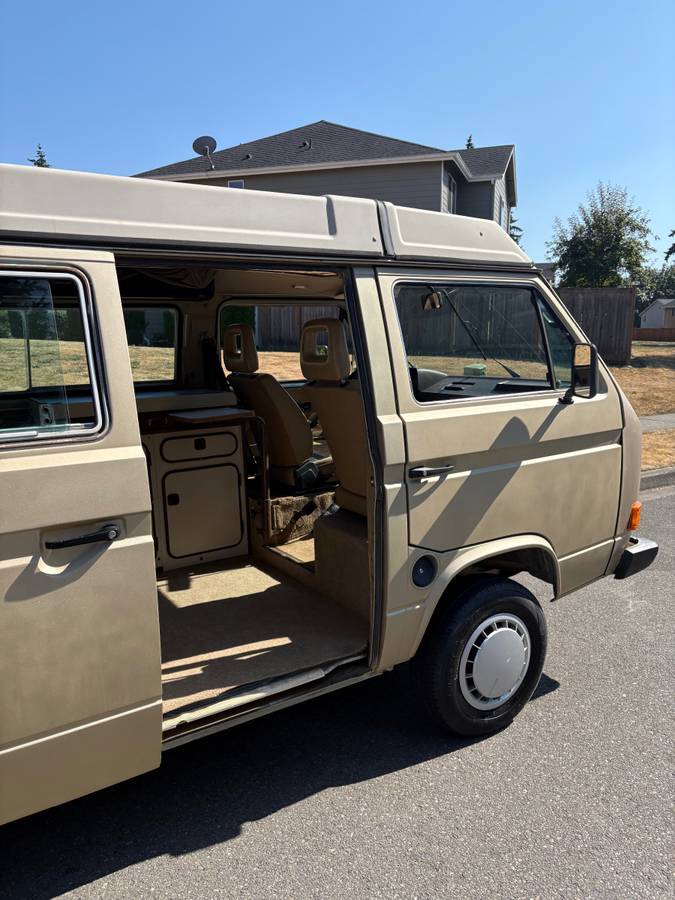 Volkswagen-vanagon-westfalia-1986-2