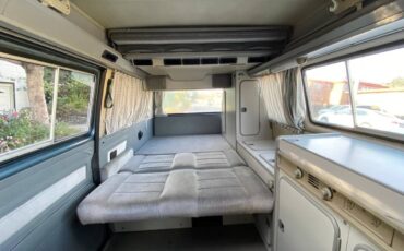 Volkswagen-vanagon-westfalia-1987-blue-2