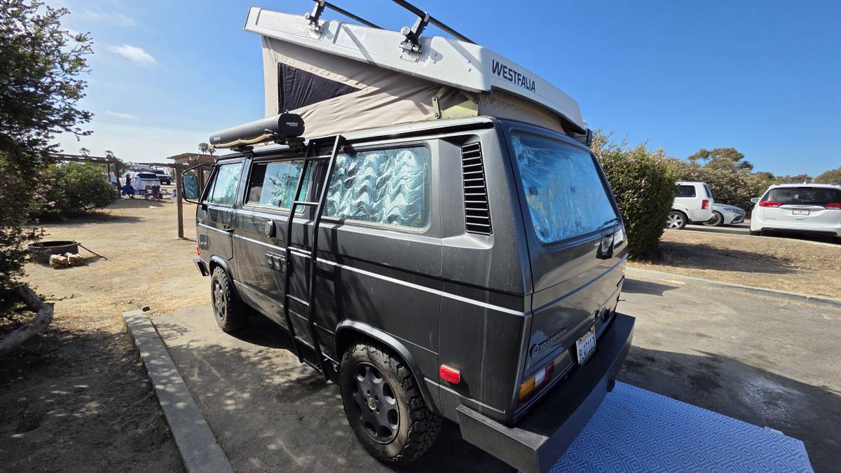 Volkswagen-vanagon-westfalia-1987-grey-3