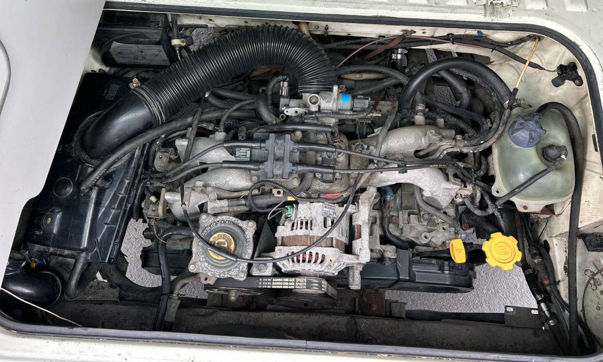 Volkswagen-vanagon-westfalia-1987-white-10