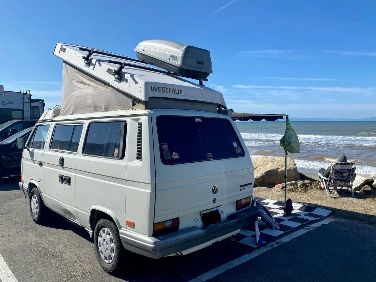 Volkswagen-vanagon-westfalia-1988-white-2