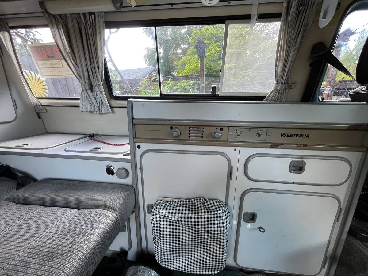 Volkswagen-vanagon-westfalia-1989-blue-2