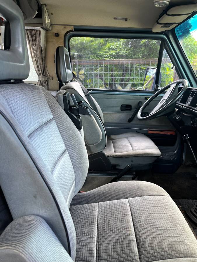 Volkswagen-vanagon-westfalia-1989-blue-6