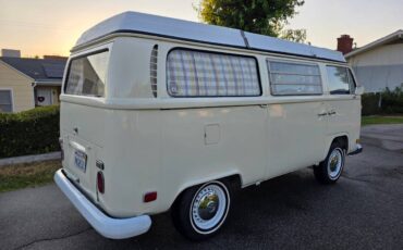 Volkswagen-vanagon-westfalia-diesel-1971-1