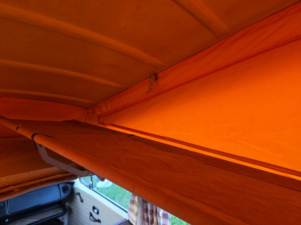 Volkswagen-vanagon-westfalia-diesel-1971-13