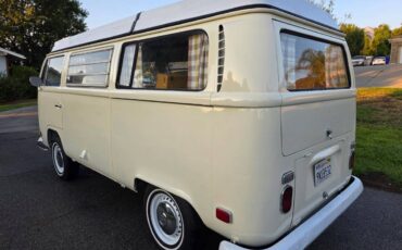 Volkswagen-vanagon-westfalia-diesel-1971-2