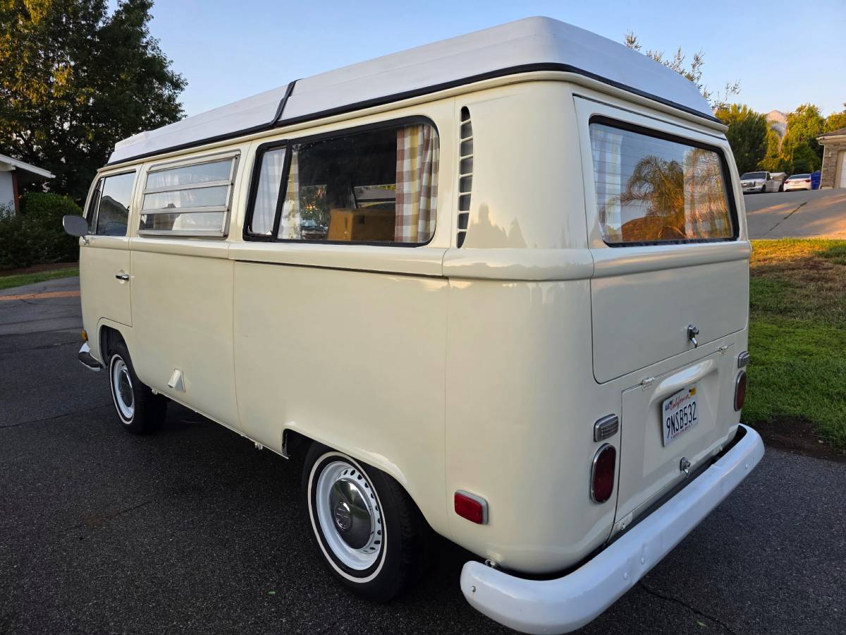 Volkswagen-vanagon-westfalia-diesel-1971-2