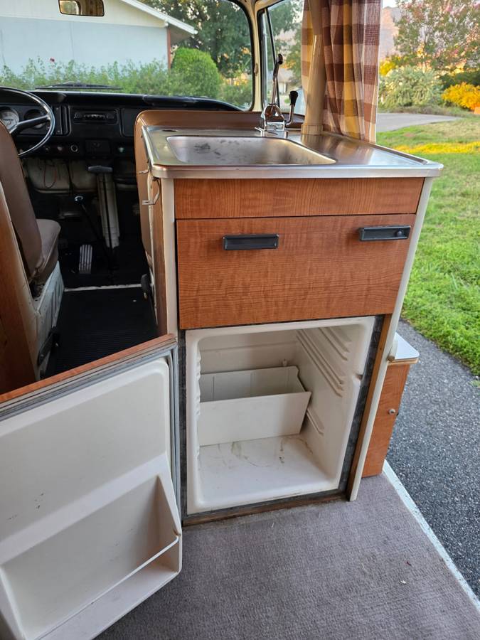 Volkswagen-vanagon-westfalia-diesel-1971-6