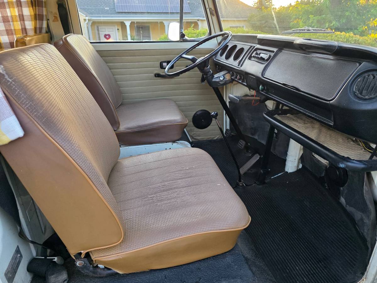 Volkswagen-vanagon-westfalia-diesel-1971-8