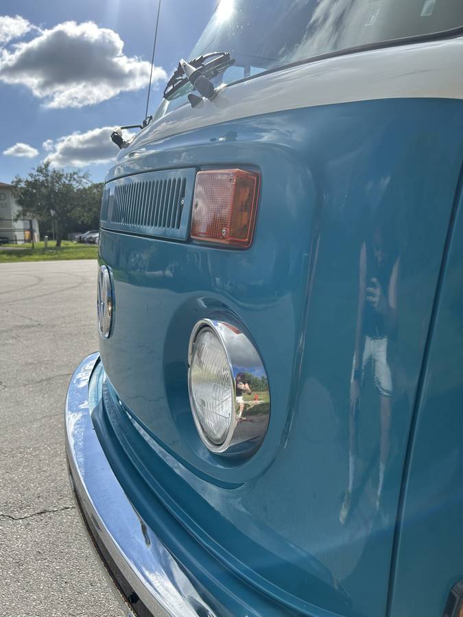 Volkswagen-vw-transporter-bus-t2-bay-window-1977-blue-8
