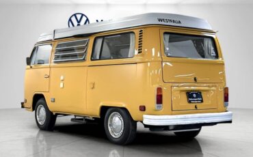 Volkswagen-westfalia-1976-2