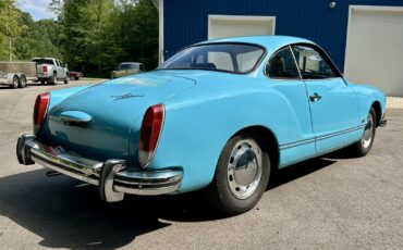 Volkswaggen-Karmann-Ghia-1973-13