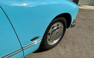 Volkswaggen-Karmann-Ghia-1973-14