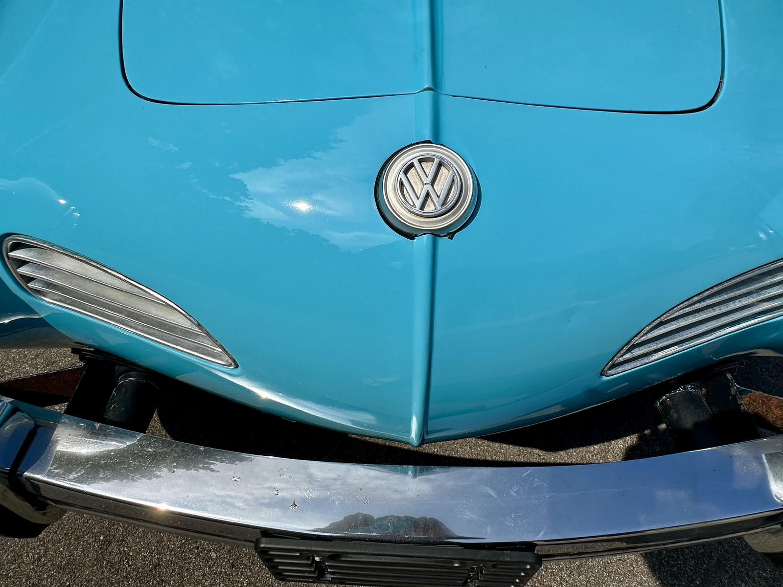 Volkswaggen-Karmann-Ghia-1973-18