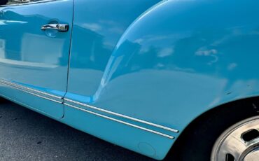 Volkswaggen-Karmann-Ghia-1973-25