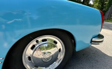 Volkswaggen-Karmann-Ghia-1973-26