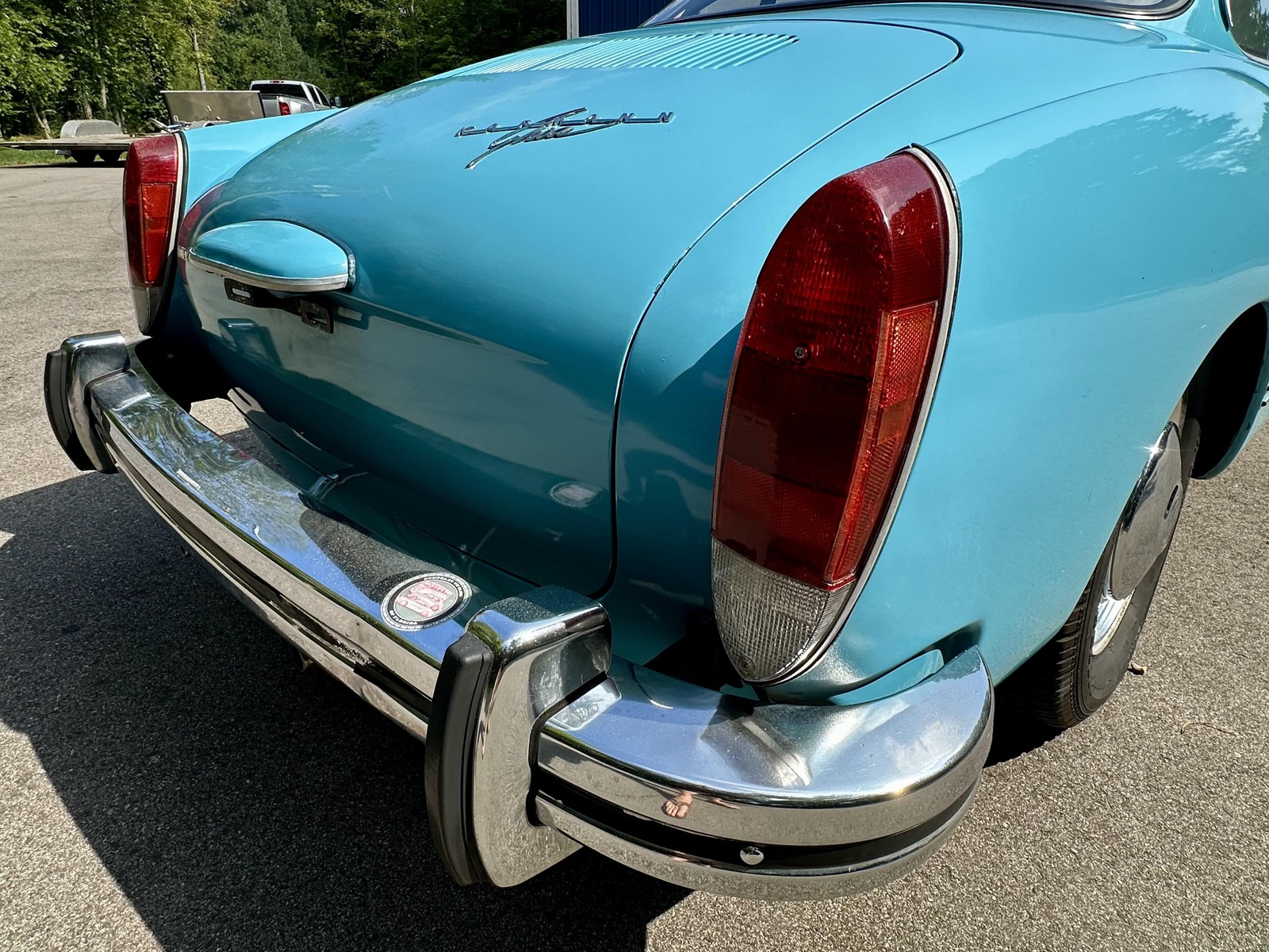 Volkswaggen-Karmann-Ghia-1973-30