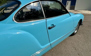 Volkswaggen-Karmann-Ghia-1973-32