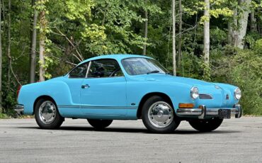 Volkswaggen-Karmann-Ghia-1973