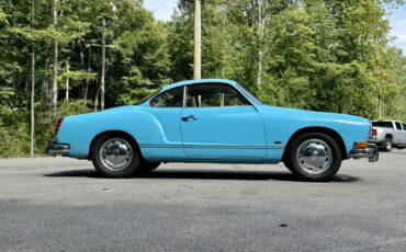 Volkswaggen-Karmann-Ghia-1973-6