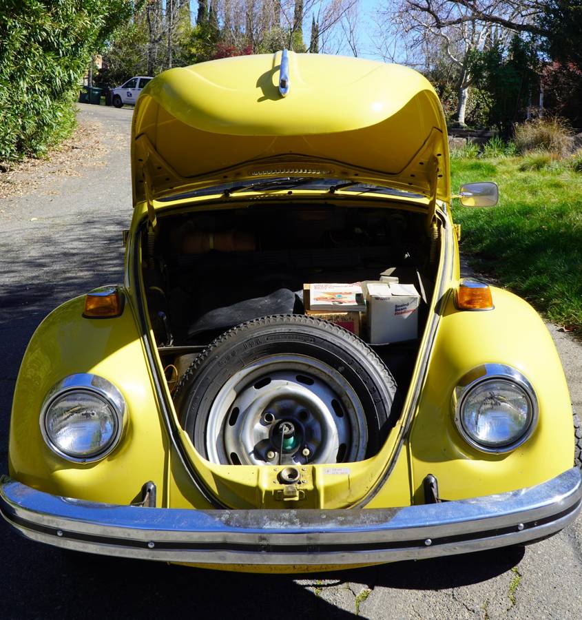 Volkswagon-beetle-1973-yellow-8
