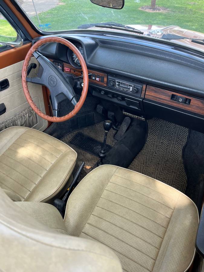 Volkswagon-beetle-1978-custom-13