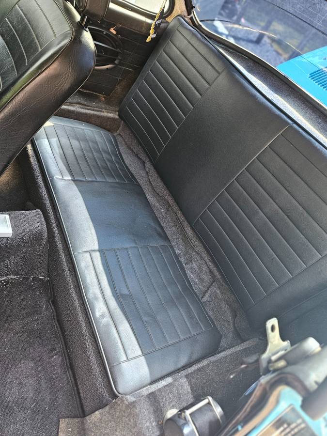 Volkswagon-karmann-ghia-1974-blue-6