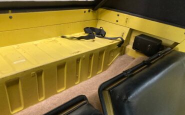 Volkswagon-thing-1974-yellow-25