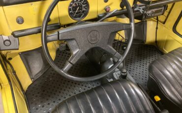 Volkswagon-thing-1974-yellow-34