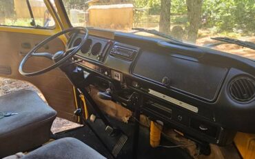 Volkswagon-type-2-kombi-van-1977-yellow-2