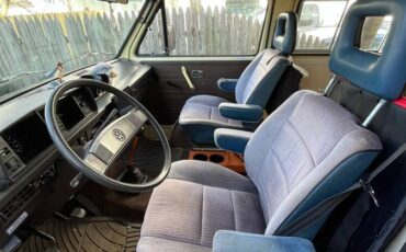 Volkwagen-1984-yellow-12