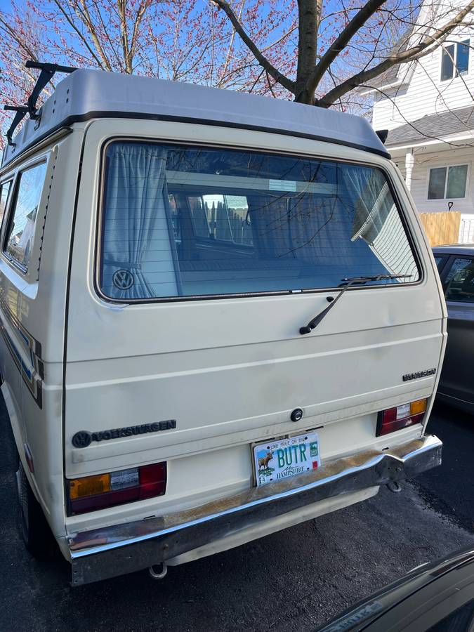 Volkwagen-1984-yellow-5
