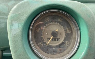 Volkwagen-bus-type-2-1970-green-1