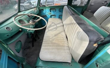 Volkwagen-bus-type-2-1970-green-18