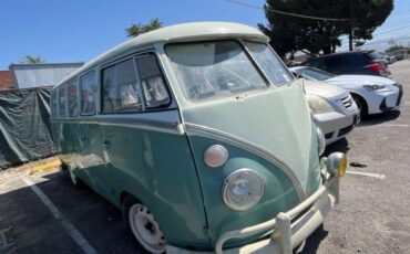Volkwagen-bus-type-2-1970-green-8