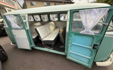 Volkwagen-bus-type-2-1970-green-9