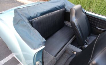 Volswagen-karmann-ghia-cab-1968-10