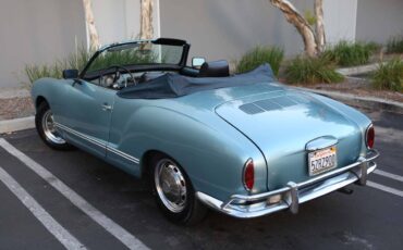 Volswagen-karmann-ghia-cab-1968-2