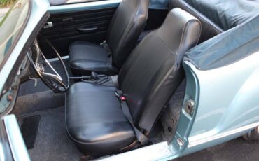 Volswagen-karmann-ghia-cab-1968-7