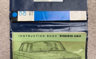 Volvo-142e-1971-custom-12