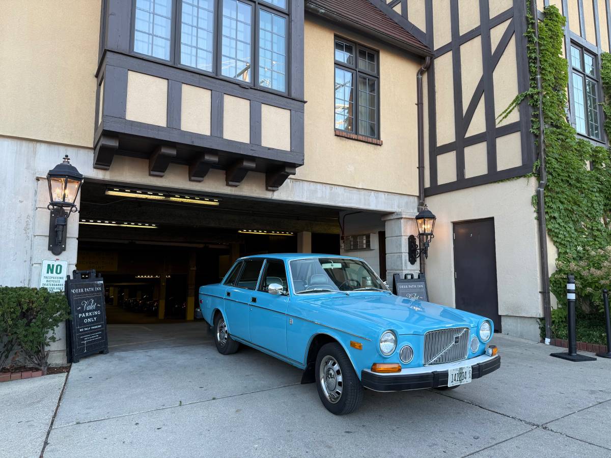 Volvo-164e-1974-blue-2